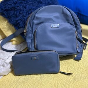 Kate Spade grey/blue médium size Backpack and Wallet Set great Christmas gift